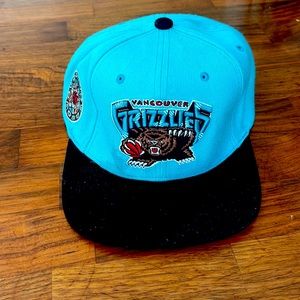 Grizzlies NBA Hat great condition!